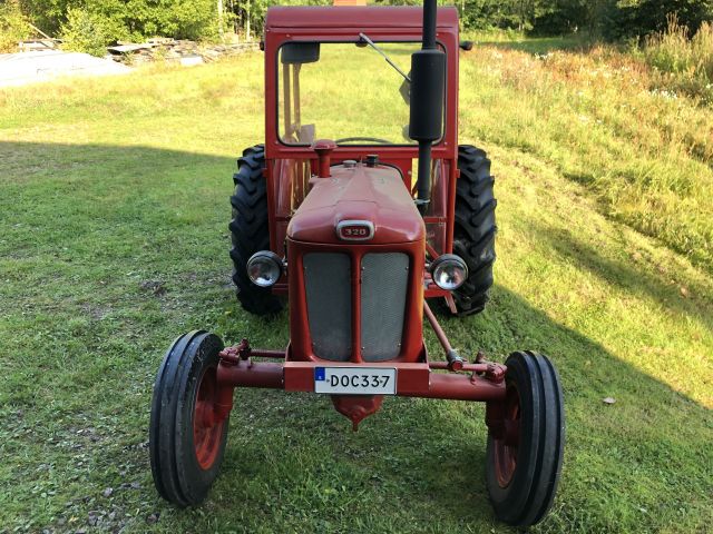 602028-2 Tractor - Bolinder Munktell BM320 Buster -61