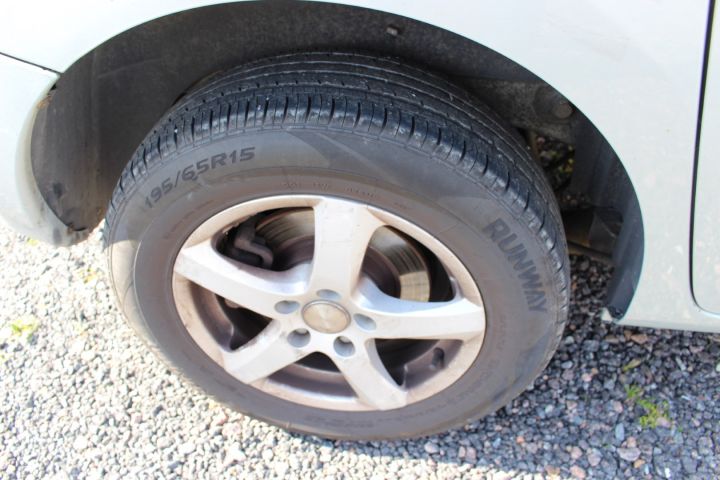 596067-12 Renault Kangoo Express 1.5 dCi -2012 (17738mil)