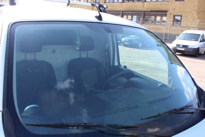 596067-19 Renault Kangoo Express 1.5 dCi -2012 (17738mil)