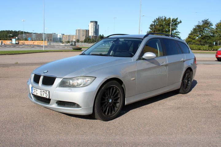 593543-1 BMW 330d Touring Automatic, 231hp, 2007