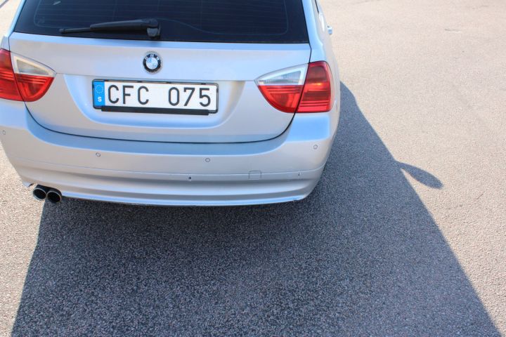 593543-13 BMW 330d Touring Automatic, 231hp, 2007