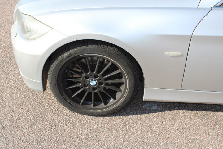593543-15 BMW 330d Touring Automatic, 231hp, 2007