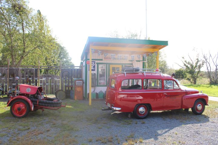 602152-3 Volvo PV445 2700mil -1958 med Albin motorspruta