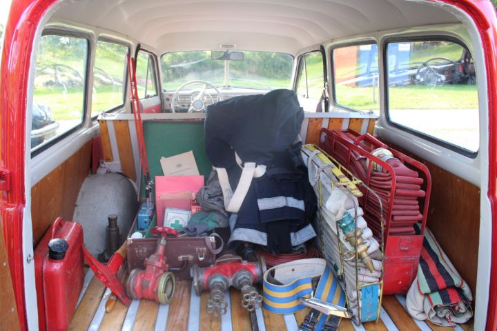 602152-6 Volvo PV445 2700mil -1958 med Albin motorspruta