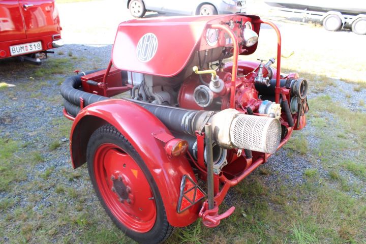 602152-36 Volvo PV445 2700mil -1958 med Albin motorspruta