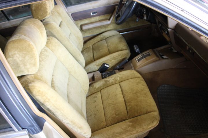 602154-11 Opel Senator 3.0 Automati, 180hk -1981