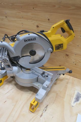 601402-2 Cutting and mowing saw DeWALT DWS 778