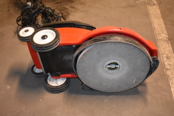 572010-8 Polishing machine Victor Excel Ultra 16