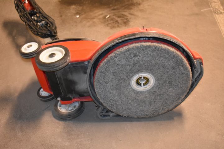 572011-8 Polishing machine Victor Excel 20