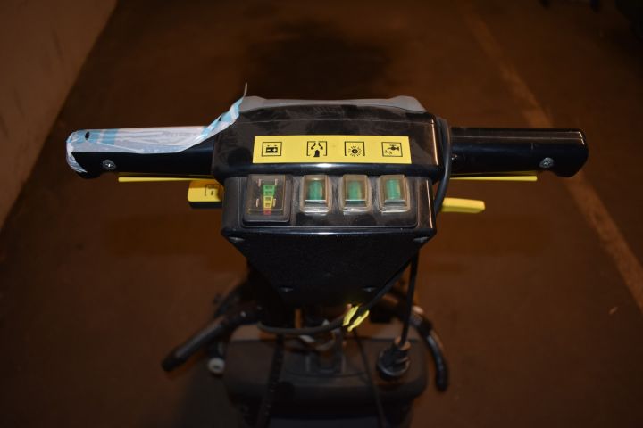 572020-5 Combine harvester Kärcher Professional BD 40/12 C