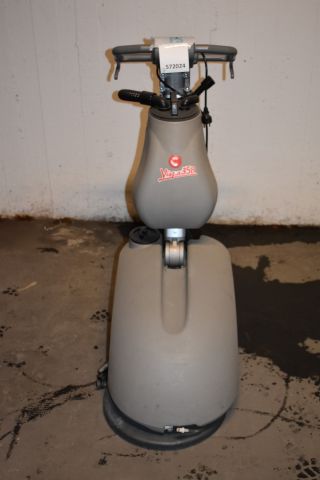 572024-2 Kombiskurmaskin Comac Vispa 35B