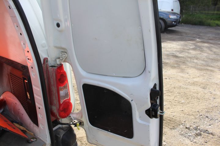 603832-18 Citroën Berlingo Van 1.6 e-HDI ETG6, Automatic, 92hp, KJK577 -12