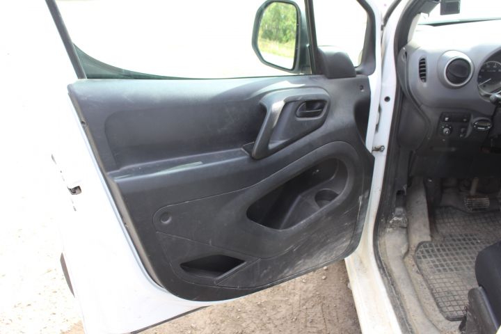 603832-24 Citroën Berlingo Van 1.6 e-HDI ETG6, Automatic, 92hp, KJK577 -12