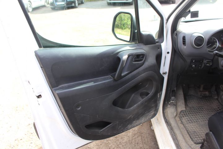 603832-25 Citroën Berlingo Van 1.6 e-HDI ETG6, Automatic, 92hp, KJK577 -12
