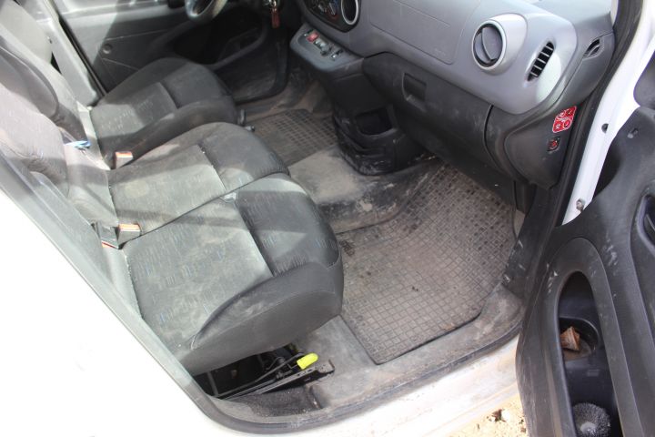 603832-55 Citroën Berlingo Van 1.6 e-HDI ETG6, Automatic, 92hp, KJK577 -12