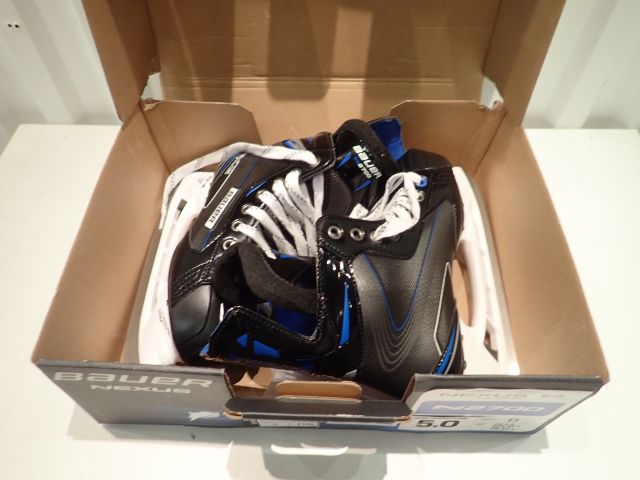 575865-2 Skating Bauer Nexus N2700 Size: 38.5