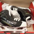 575867-2 Skates CCM 9060 Goalie Size: 42/43