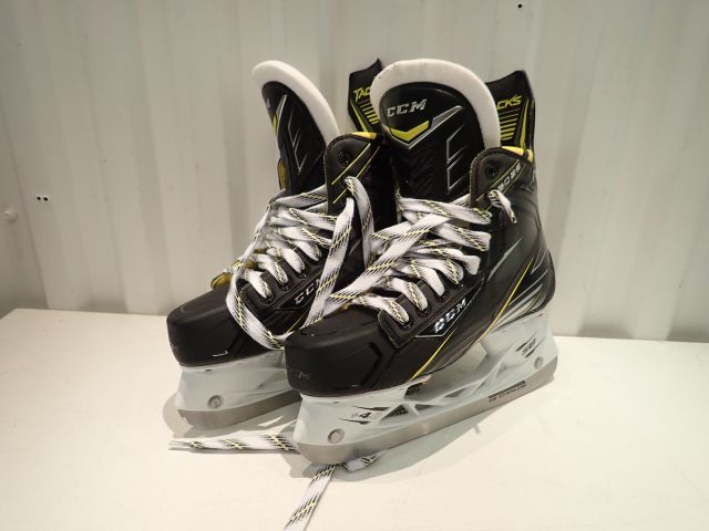 575886-1 Skates CCM 6092 Size: 40.5