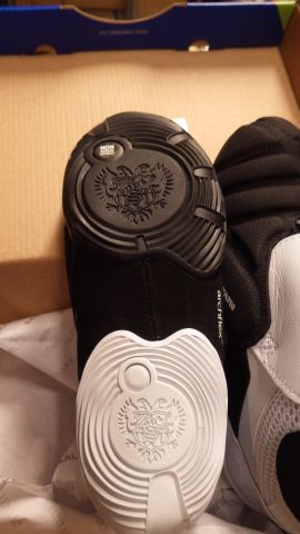 505846-3 Salming Slide 5 Goalie shoes size 38