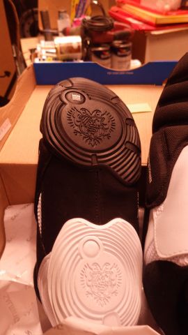 505864-3 Salming Slide 5 Goalie shoes size 42