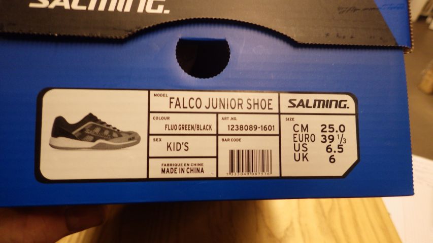505867-5 Salming Falco junior size 39 1/3