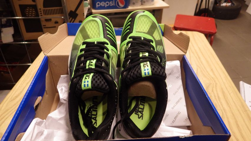 505867-1 Salming Falco junior size 39 1/3