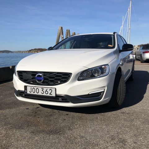 604506-8 Volvo V60 D4 AWD Momentum - 2015