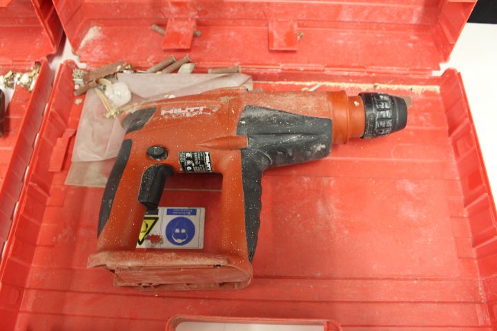 551416-7 Tiger saw WSR 650-A and impact drill TA 2-A Hilti