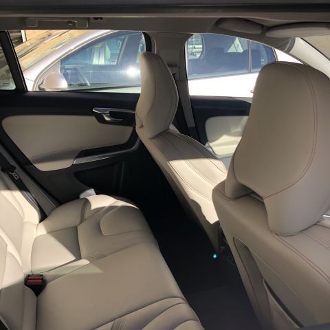 604506-14 Volvo V60 D4 AWD Momentum - 2015