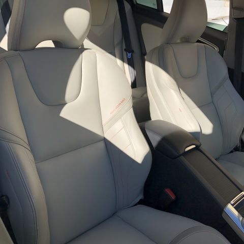 604506-18 Volvo V60 D4 AWD Momentum - 2015