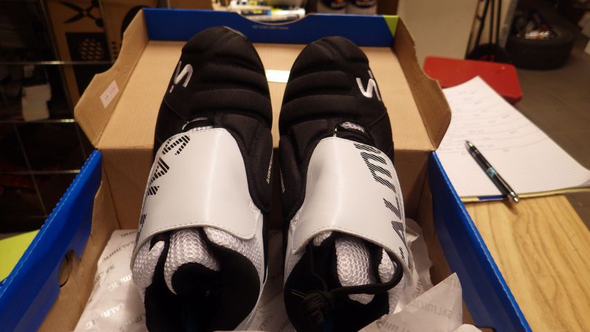 505885-1 Salming Slide 5 Goalie shoes size 40