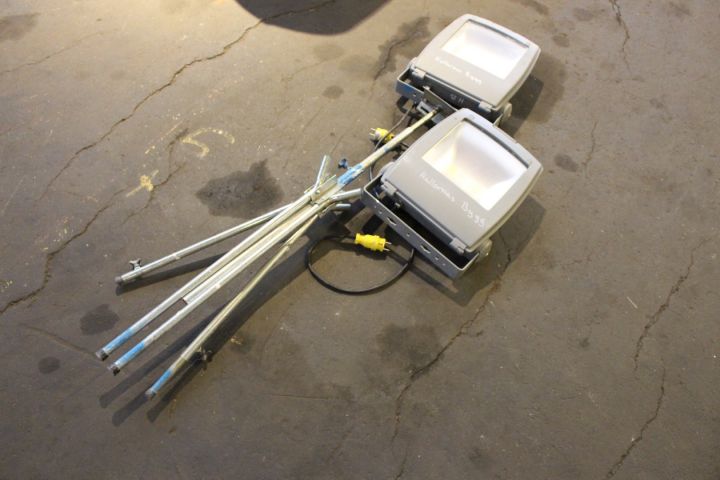 594871-8 Arbetsbelysning LED och halogen, 17st