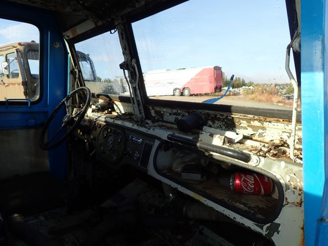 598752-62 Volvo BV 202