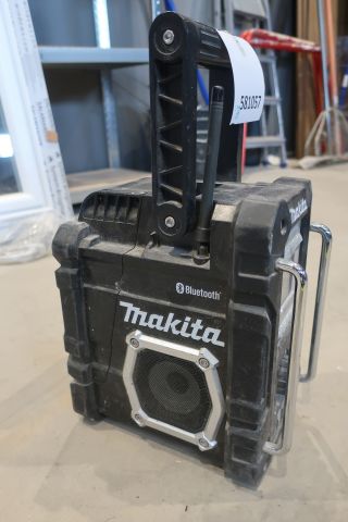 581057-3 Construction Radio, Makita DMR 106
