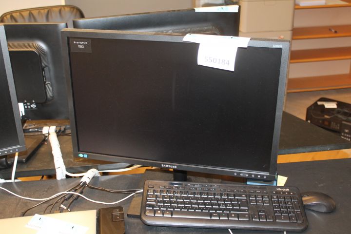 550184-2 Computer screen 2 Samsung S24E650 with keyboard and computer mouse