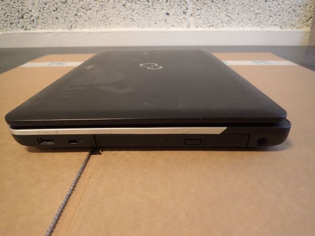 520029-5 Fujitsu Lifebook A512