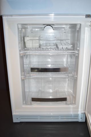 571772-9 Refrigerator / freezer 60 cm Smeg FAB32RAZN1