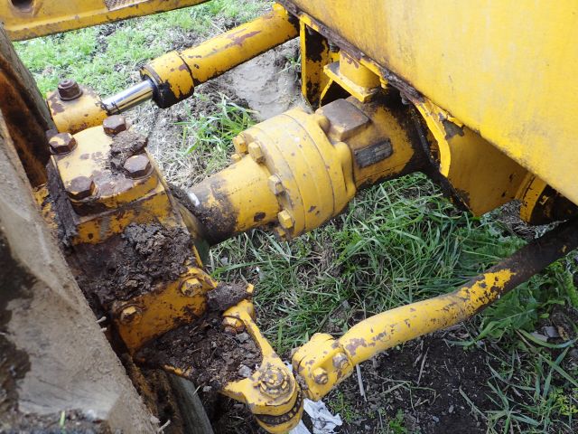 609273-14 Loader Volvo BM