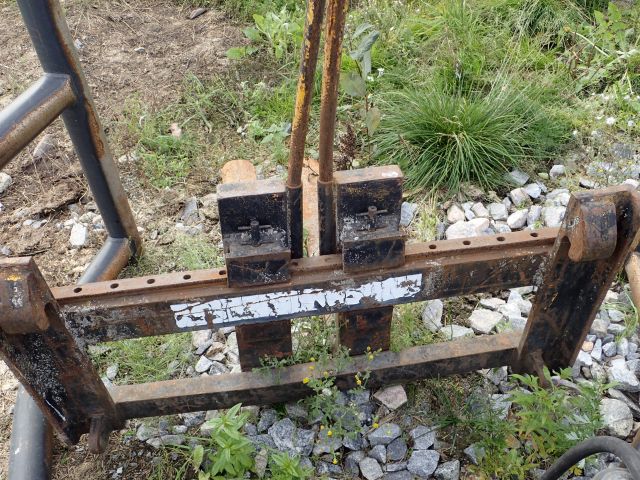 609273-35 Loader Volvo BM