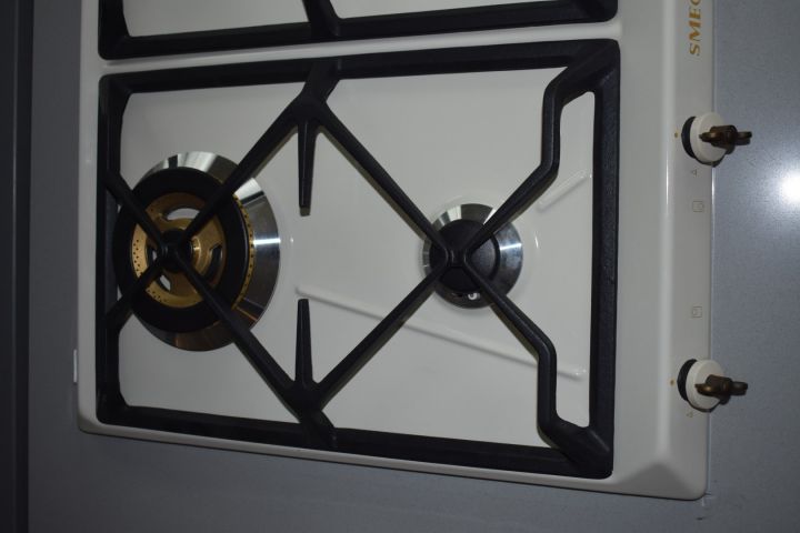 571783-3 Gas stove 60 cm Smeg SRV864POGH