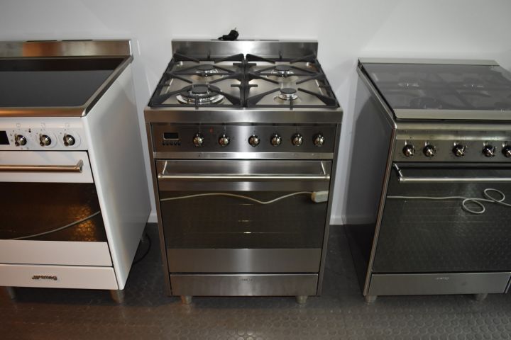 571789-2 Cooker with multifunction oven & gas hob 60 cm Smeg C6GMX8