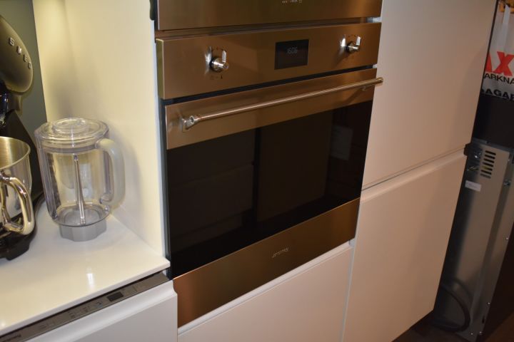 571803-4 Multifunction oven with pyrolysis 60 cm Smeg SFP6390XE - demo