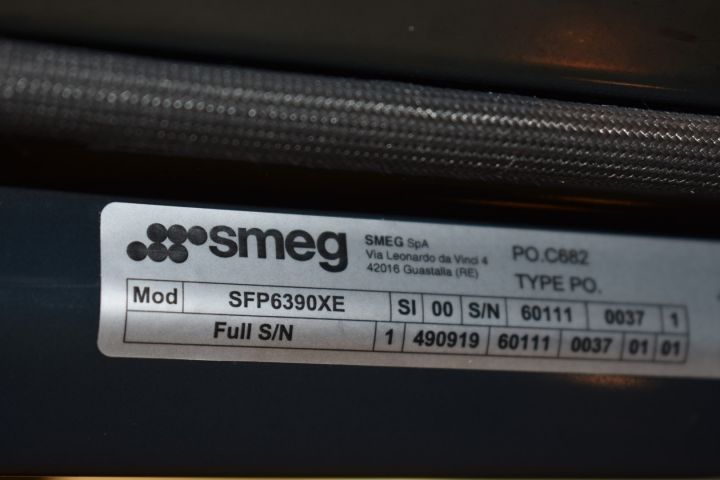 571803-9 Multifunction oven with pyrolysis 60 cm Smeg SFP6390XE - demo