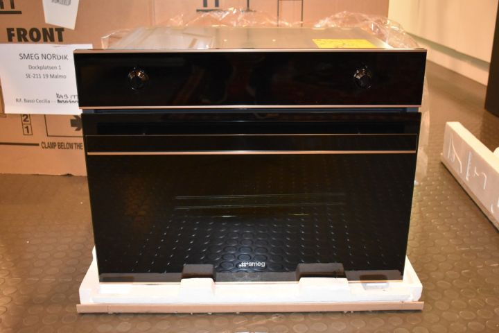 571804-2 Combination steamer 60 cm Smeg SF4603VCNR1