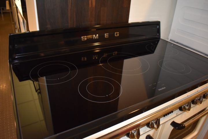 571809-5 Cooker with 3 ovens & induction hob 110 cm Smeg TR4110IP