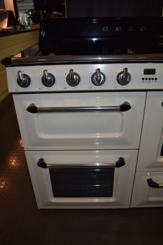 571809-6 Cooker with 3 ovens & induction hob 110 cm Smeg TR4110IP