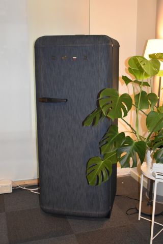 571813-2 Refrigerator with freezer compartment 60 cm (Denim no. 88/500) Smeg FAB28RDB - demo