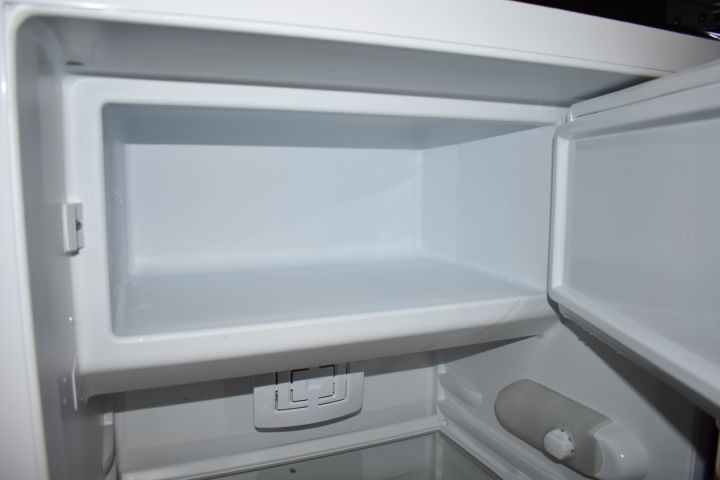 571813-8 Refrigerator with freezer compartment 60 cm (Denim no. 88/500) Smeg FAB28RDB - demo