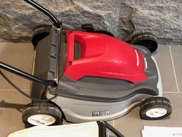 437222-4 Lawn Mower Honda HRE 370