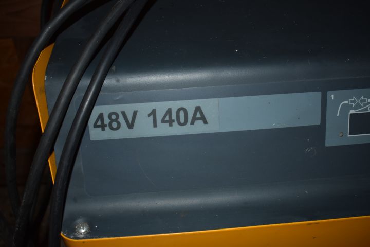 571138-3 Jungheinrich SLT 100 JH charger